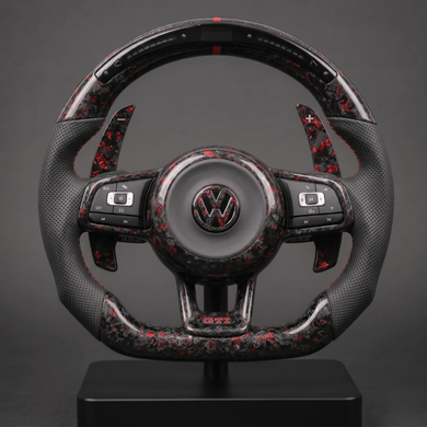 Volant carbone forgé rouge pour Golf 7 GTI, cuir perforé et afficheur LED, vue de face