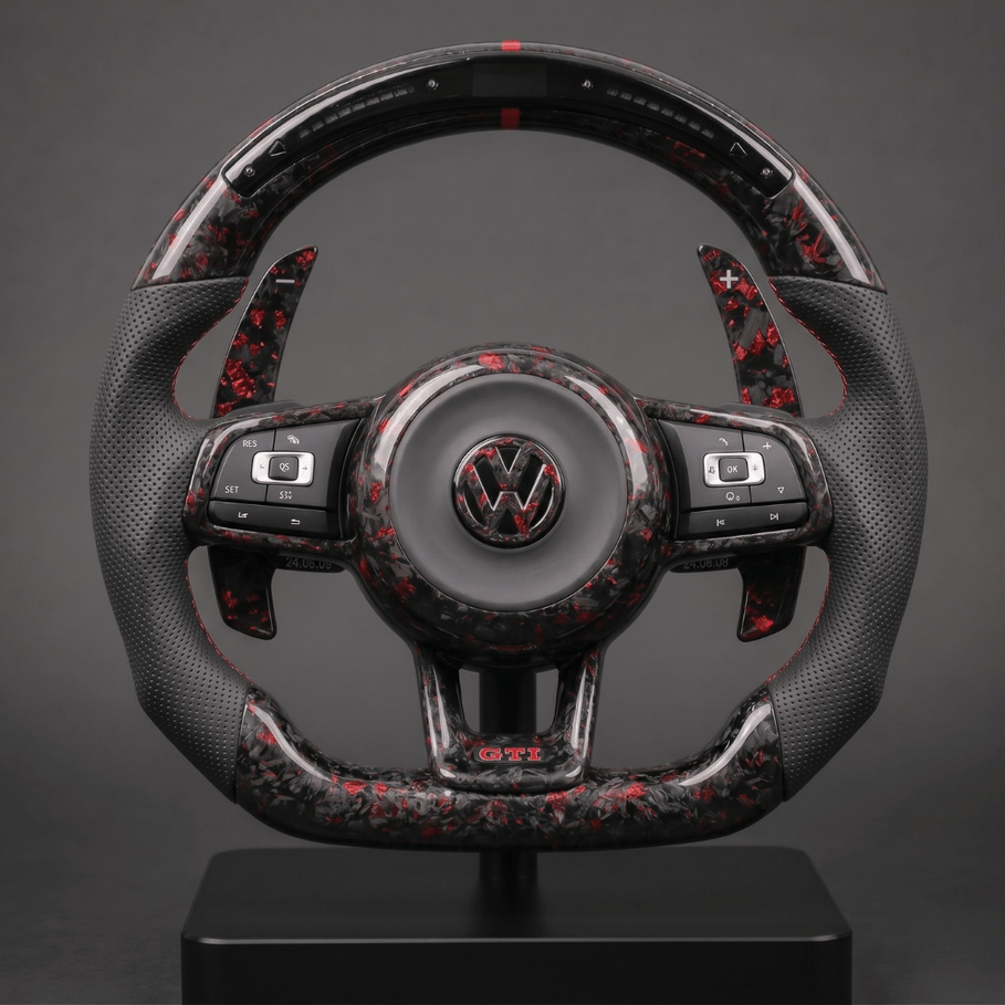 Volant carbone forgé rouge pour Golf 7 GTI, cuir perforé et afficheur LED, vue de face