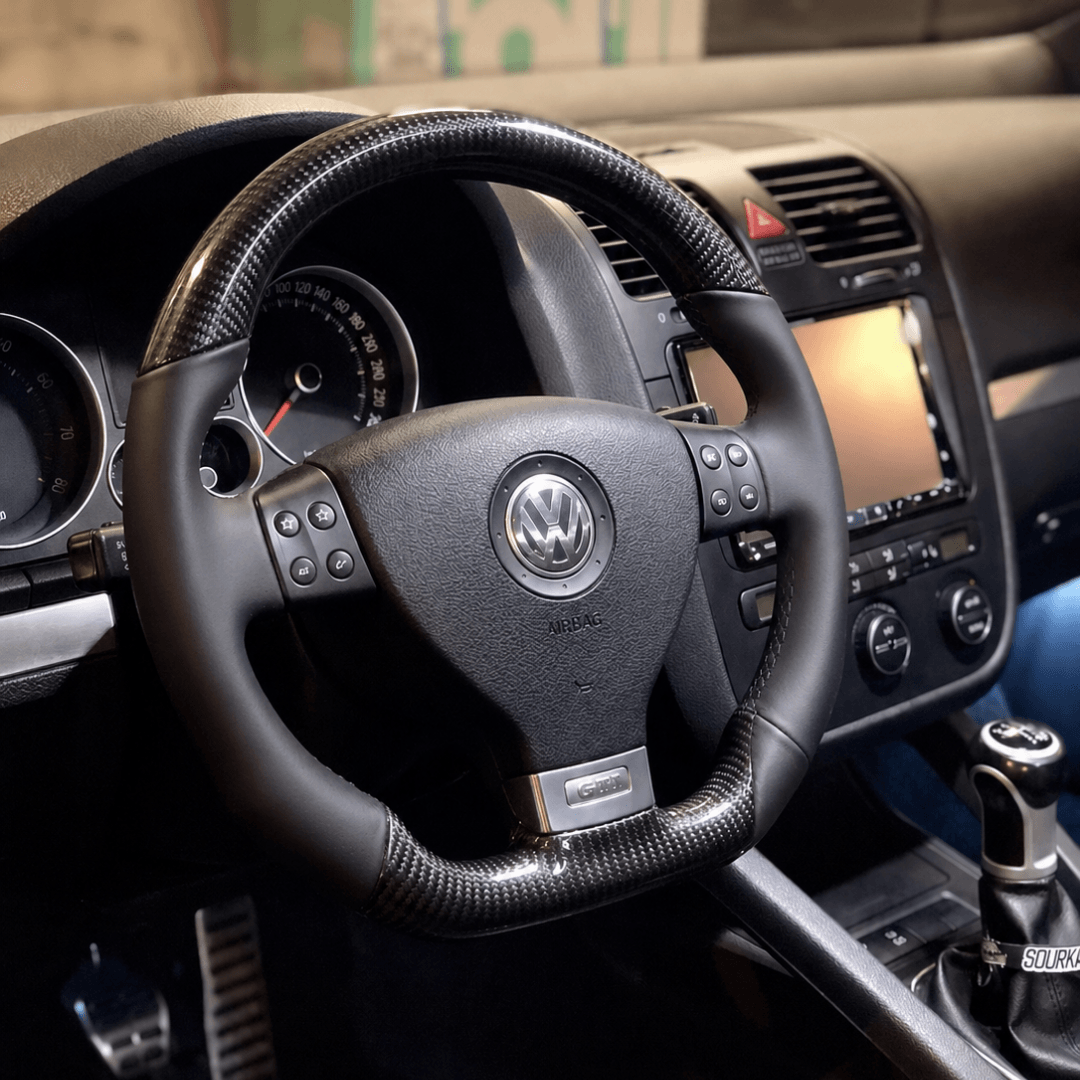 Volant en Carbone Personnalisé pour Modèles Volkswagen