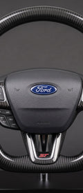 Volant en carbone sur mesure Ford Focus MK3 Phase 2 (2014-2018), vue d'ensemble