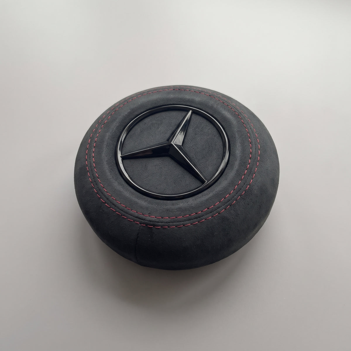Tampa do Airbag Sob Medida OEM - Mercedes Classe C W206, Classe E W214, Classe S W223 (2023-2026+)