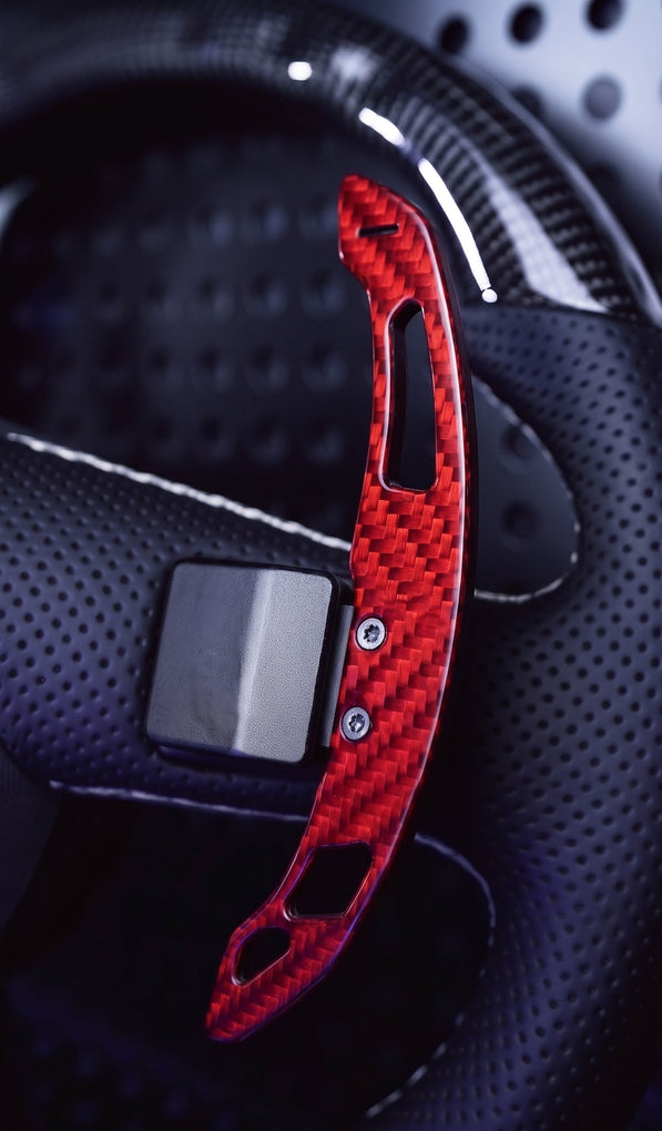 Magnetische paddels van geperforeerd twill carbon voor SEAT, kleur rood